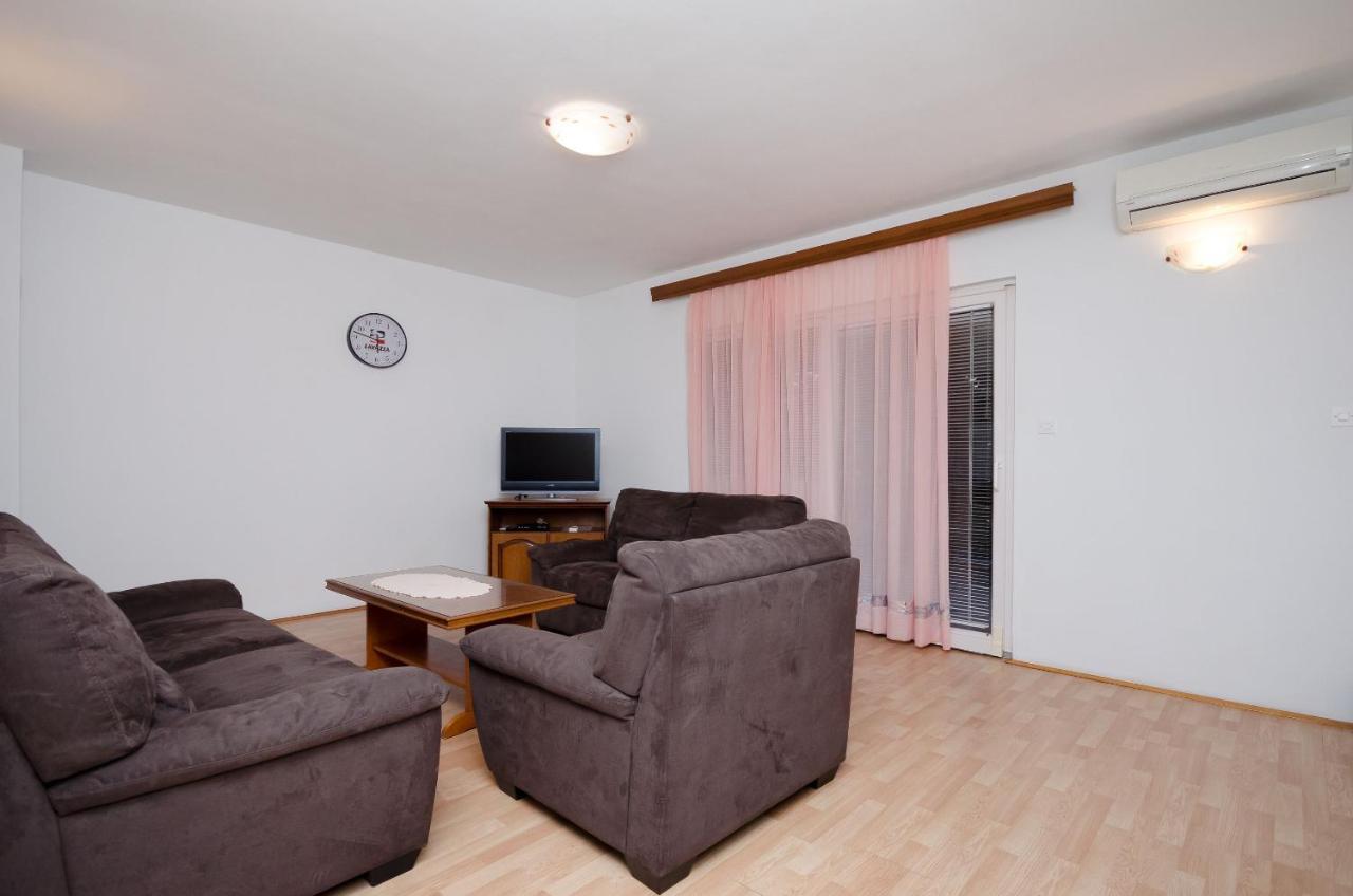 Apartments Ruza-Rajska Beach Lopar Exterior photo